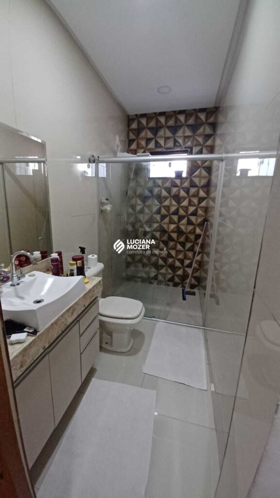 Casa à Venda no Santa Rita – Parte Alta – Governador Valadares/MG