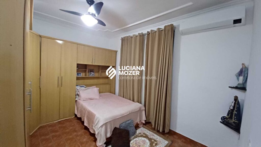 Casa à Venda no Santa Rita – Parte Alta – Governador Valadares/MG
