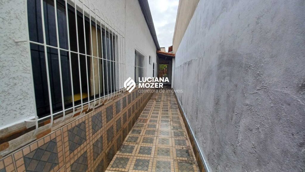 Casa à Venda no Santa Rita – Parte Alta – Governador Valadares/MG