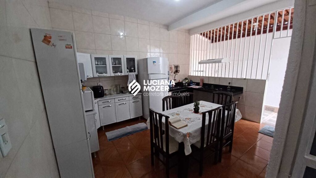 Casa à Venda no Santa Rita – Parte Alta – Governador Valadares/MG