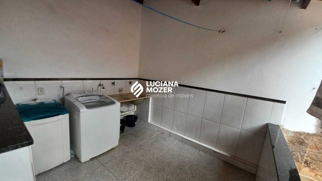 Casa à Venda no Santa Rita – Parte Alta – Governador Valadares/MG
