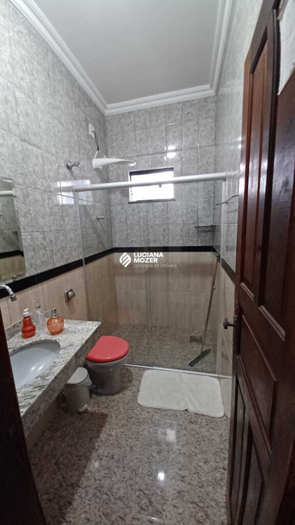 Casa à Venda no Santa Rita – Parte Alta – Governador Valadares/MG