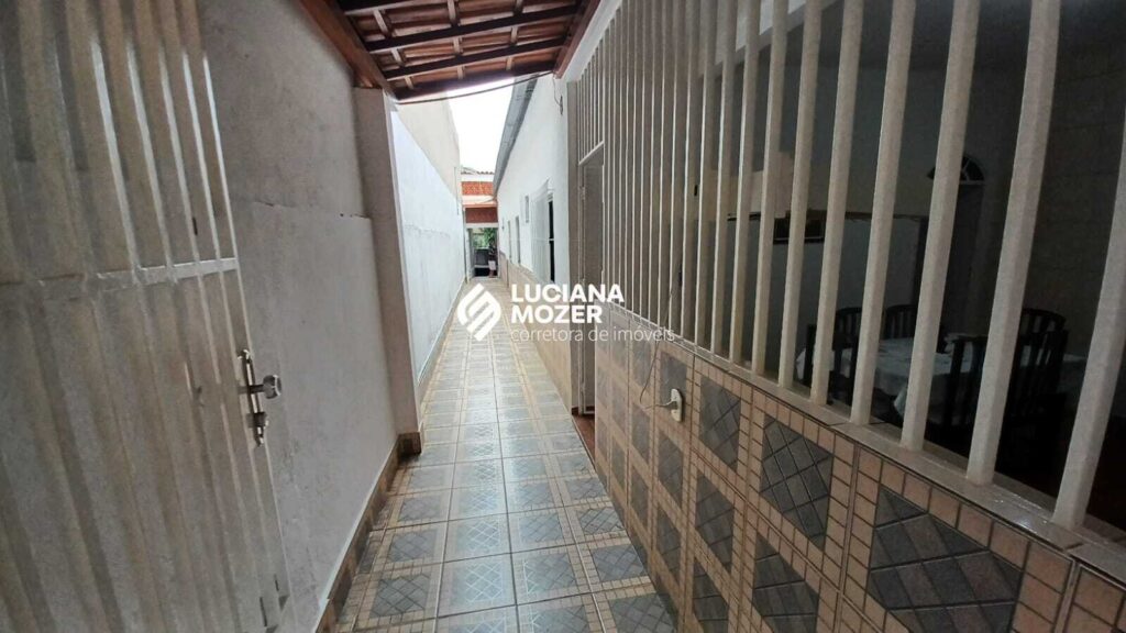 Casa à Venda no Santa Rita – Parte Alta – Governador Valadares/MG