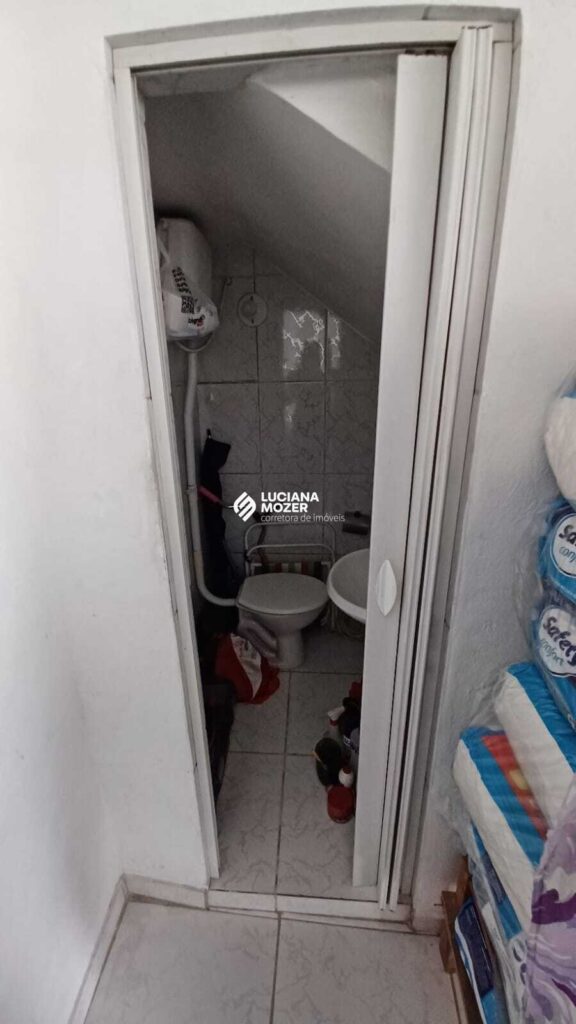 Casa à Venda no Santa Rita – Parte Alta – Governador Valadares/MG